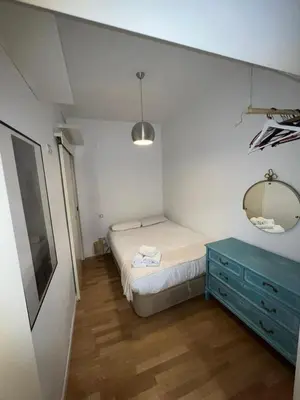 Cama o camas de una habitación en Comfortable flat in Paseo del Prado Atocha-ALMD8