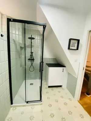 Un baño de Spectacular apartment Atocha-SOLER