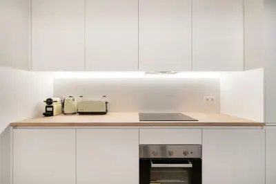Una cocina o zona de cocina en Bowie House - Madrid River-A-SALVAD