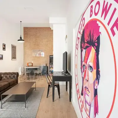 Bowie House - Madrid River-A-SALVAD