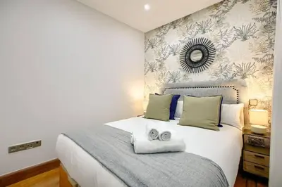 Cama o camas de una habitación en Cozy flat in the center of Madrid-COMEND-3-DE