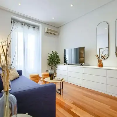 Central flat in the best location-COMEN-2-DE