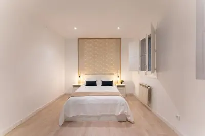 Cama o camas de una habitación en Luxe Apartment in Chamberí Chic
