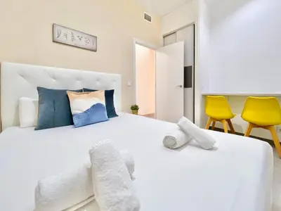 Cama o camas de una habitación en Puerta del Sol Center - 6 dormitorios en el Centro de Madrid