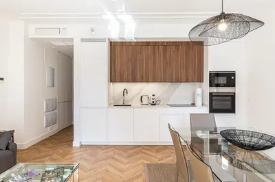 Una cocina o zona de cocina en Waou Chamberi VI - Alquiler Corta Duración