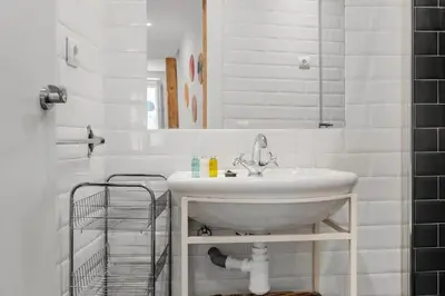 Un baño de Stylish private flat San Miguel