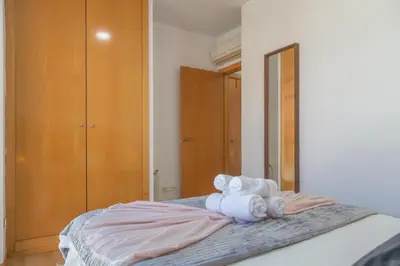 Cama o camas de una habitación en Luminoso Madrid Javalambre Temporal