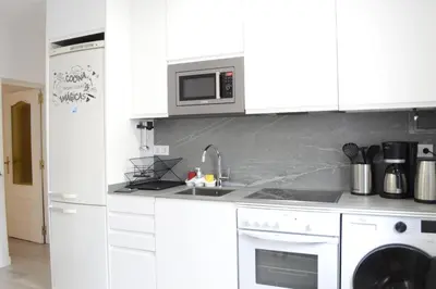 Una cocina o zona de cocina en Bonito Apartamento Madrid Rio