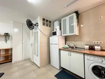 Una cocina o zona de cocina en Estudio Acogedor Amparo Temporal