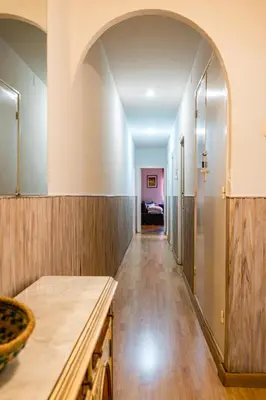Plano de Amplio apartamento en Chamberí by beBalmy