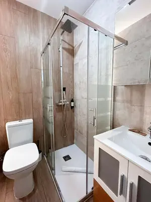 Un baño de Vibrant Madrid - Apartamento en pleno centro, AC