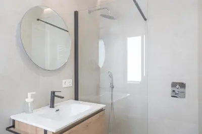 Un baño de Loft con Terraza Madrid Salitre Temporal