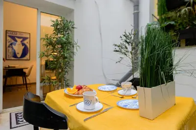 Comida en o cerca de este apartamento