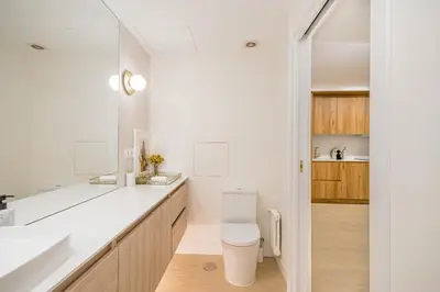 Un baño de Plaza España Luxury Apt