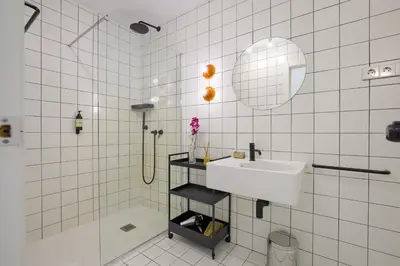 Un baño de Plaza España Princesa - Apartamento de 1 dormitorio