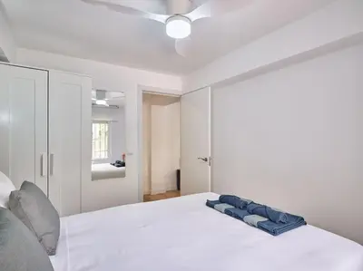 Cama o camas de una habitación en NEW Plaza Elíptica Metro Bus 15 min centro 3d Luxe reformado