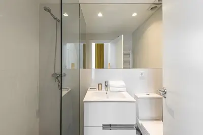 Un baño de Waou Modern Loft I Centre