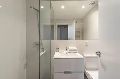 Un baño de Waou Modern Loft II Centre