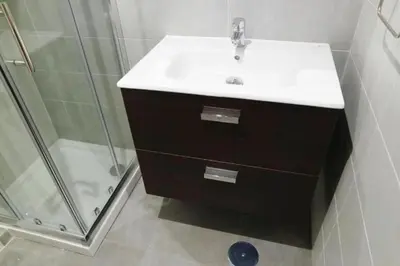 Un baño de TravelStep General Ricardos