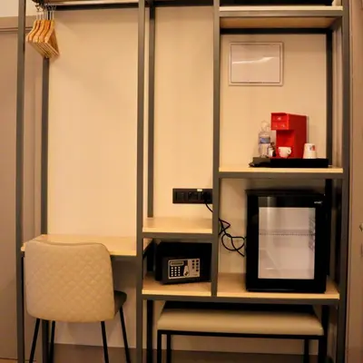 Una cocina o zona de cocina en Hostal La Rúa-Montera