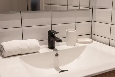 Un baño de Waou Best II Madrid Rio