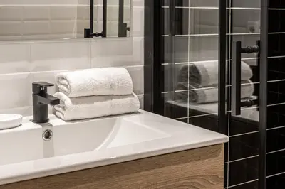 Un baño de Waou Best IV Madrid Rio