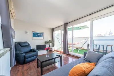 Zona de estar de Ático en el centro con terraza y vistas increíbles