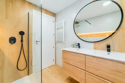 Un baño de JetSet by Edsam