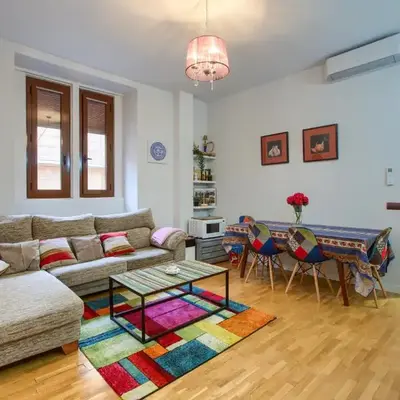 Amplio y luminoso apartamento en el centro de Madrid