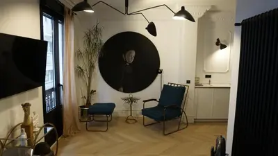 Una televisión o centro de entretenimiento en Luxury apartment in Gran Vía
