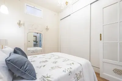 Cama o camas de una habitación en Un lujo en pleno Barrio de Salamanca