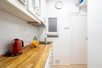 Una cocina o zona de cocina en Homelike Lavapies 2 bedroom