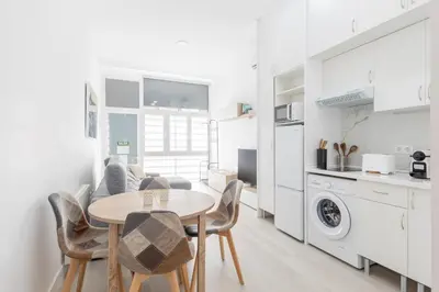 Una cocina o zona de cocina en Moncloa apartment, con parking opcional