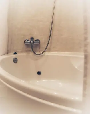 Un baño de Lovely big House in Gran via - Friends & Families