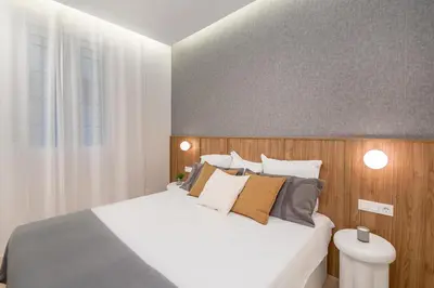 Cama o camas de una habitación en LaLatina IV calle Conde de Romanones 4BR 4BH