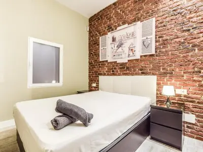Cama o camas de una habitación en apartamento en lavapies-museo reina sofia