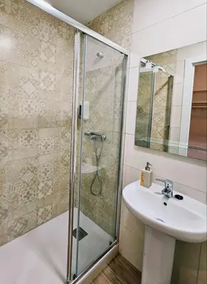 Un baño de HOSTAL ANDREA GRANVIA