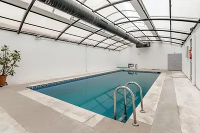 Piscina en o cerca de GuestReady - Spanish Pulse near Plaza Mayor