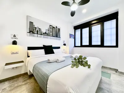Cama o camas de una habitación en Charming Madrid Principe Pio