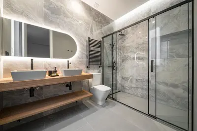 Un baño de Centro XX 5BR 6BH