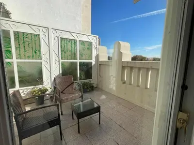 Un balcón o terraza de Apartamento con terraza y vistas Alcalá-Retiro