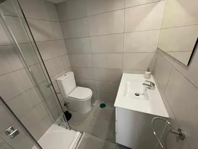 Un baño de Apartamento con terraza y vistas Alcalá-Retiro