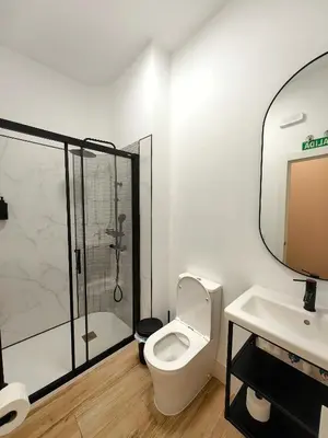 Un baño de Hostel Siesta & Go (Atocha)