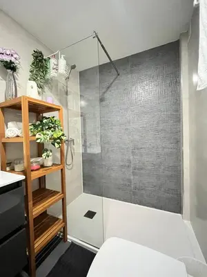 Un baño de Habitación Atocha Mendez