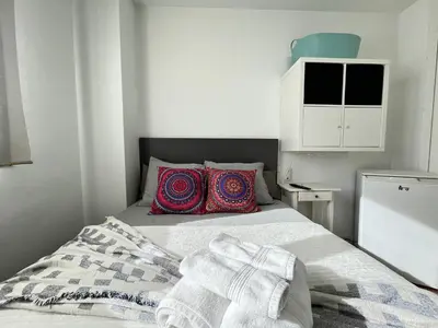 Cama o camas de una habitación en Habitación Atocha Mendez