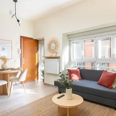 Bonito apartamento en Sol