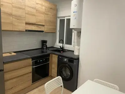 Una cocina o zona de cocina en U2 Apartamento cerca de Metro