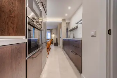 Una cocina o zona de cocina en Apartamento Puerta de America VII en Madrid