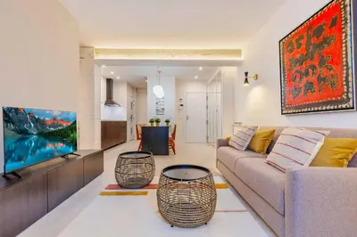 Zona de estar de Apartamento Puerta de America VII en Madrid