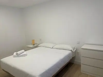 Cama o camas de una habitación en U6 Cómodo bien localizado cerca de Metro